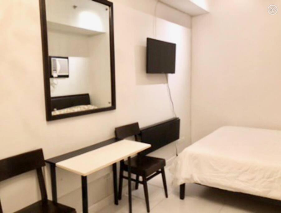 Kl Tower Studio Legazpi Village, Makati Near Greenbelt & Aim Makati Manila Exterior photo